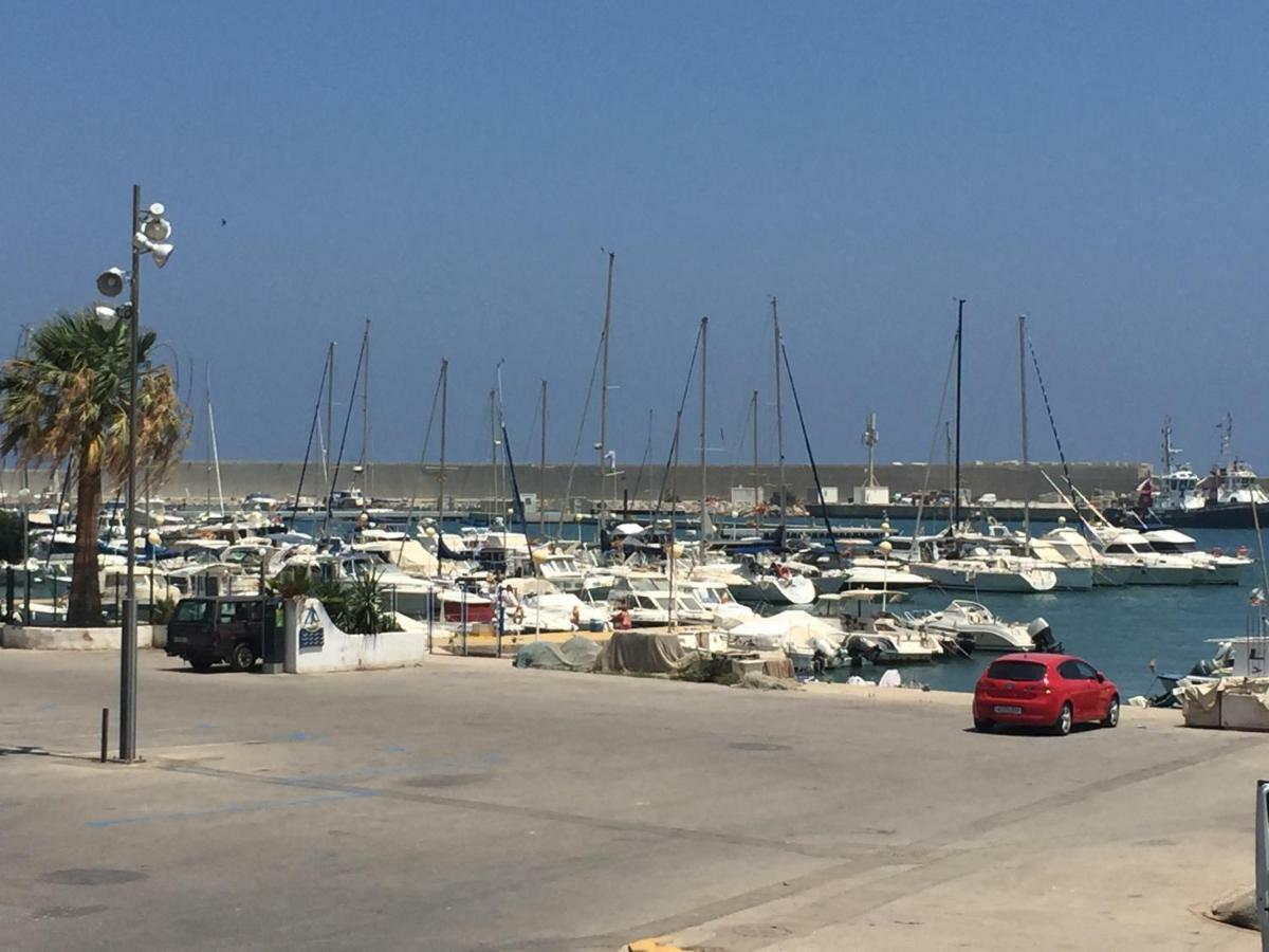 1 Calle Del Mar Apartamento Garrucha Eksteriør bilde